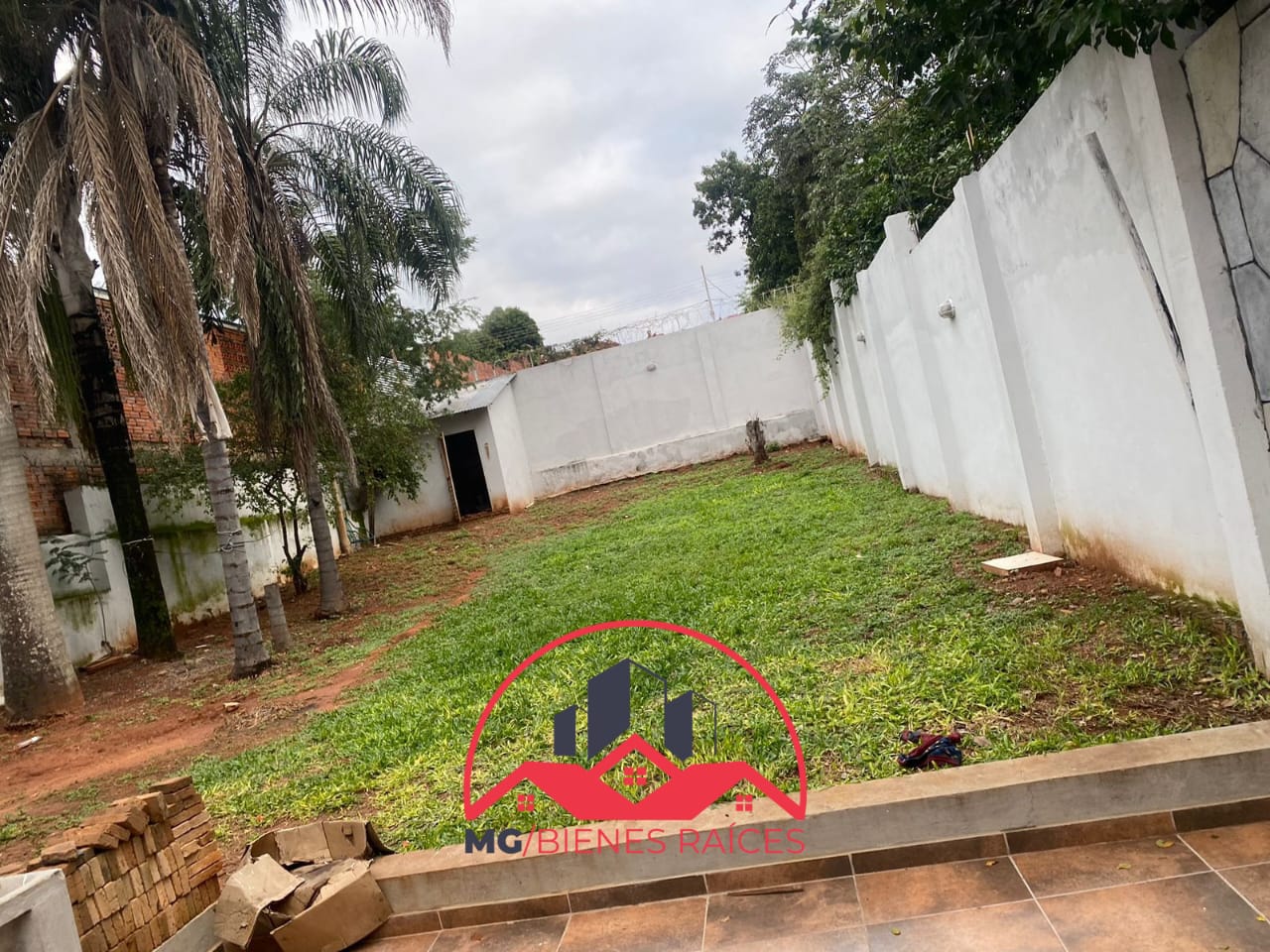 ALQUILO CASA 3 DORMITORIOS ZONA AVENIDA AVELINO MARTINEZ SAN LORENZO