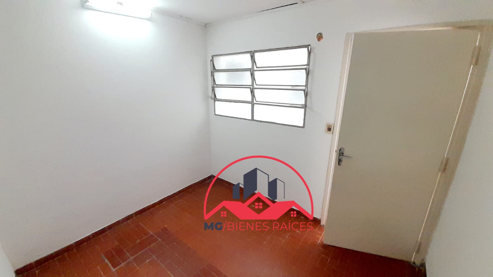 Alquilo Departamento 2 Dormitorios zona Shopping del SOL