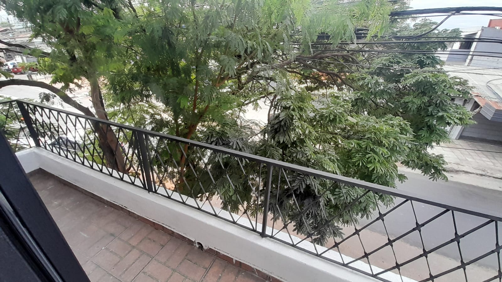 Alquilo Departamento Monoambiente con Balcón zona Super 6 Gran Vía