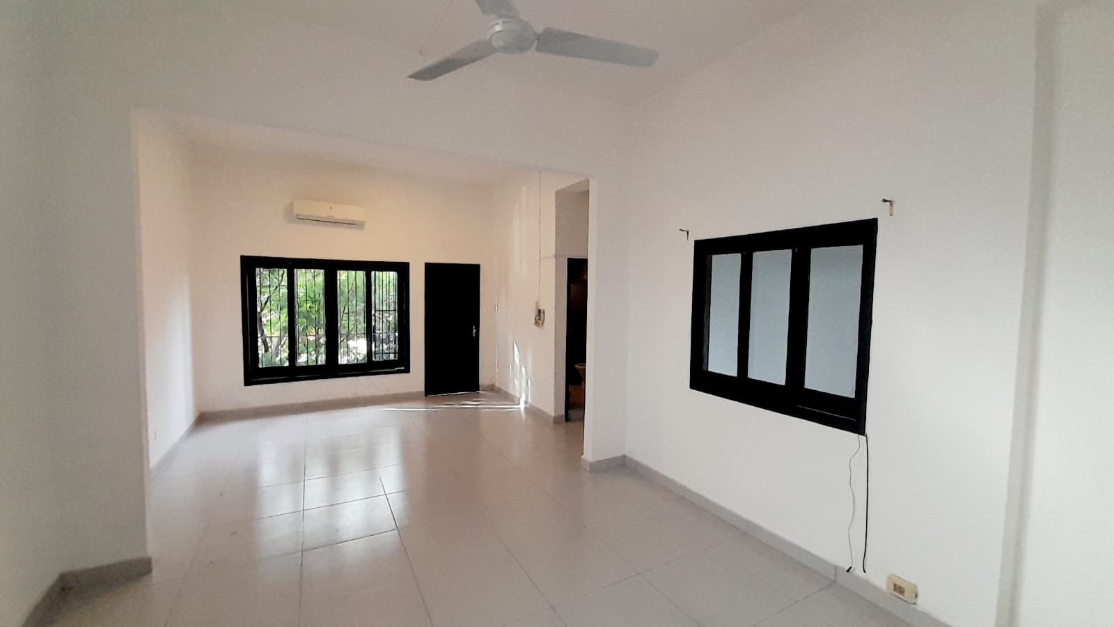 Alquilo Departamento Monoambiente con Balcón zona Super 6 Gran Vía