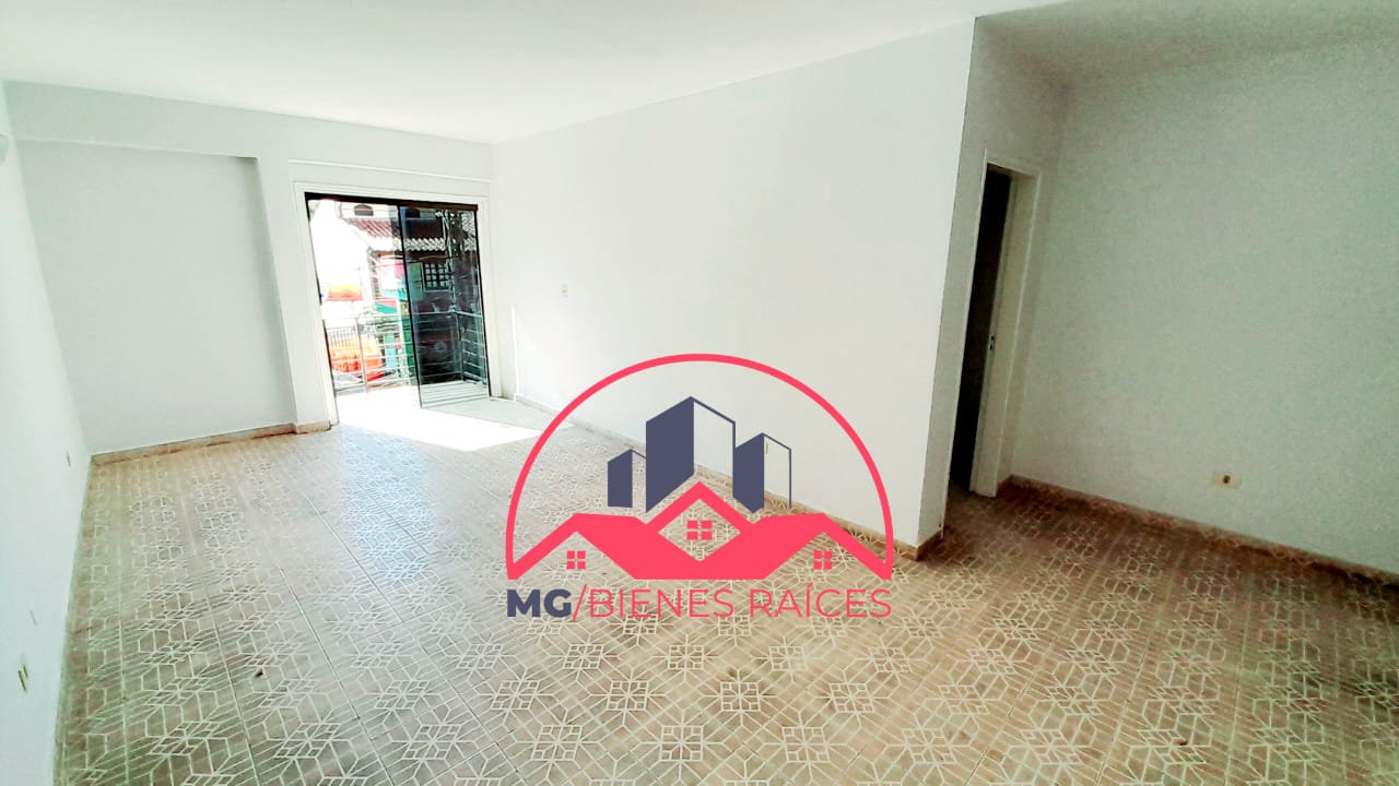 Alquilo Departamento de 2 Dormitorios zona Super 6 - Denis Roa