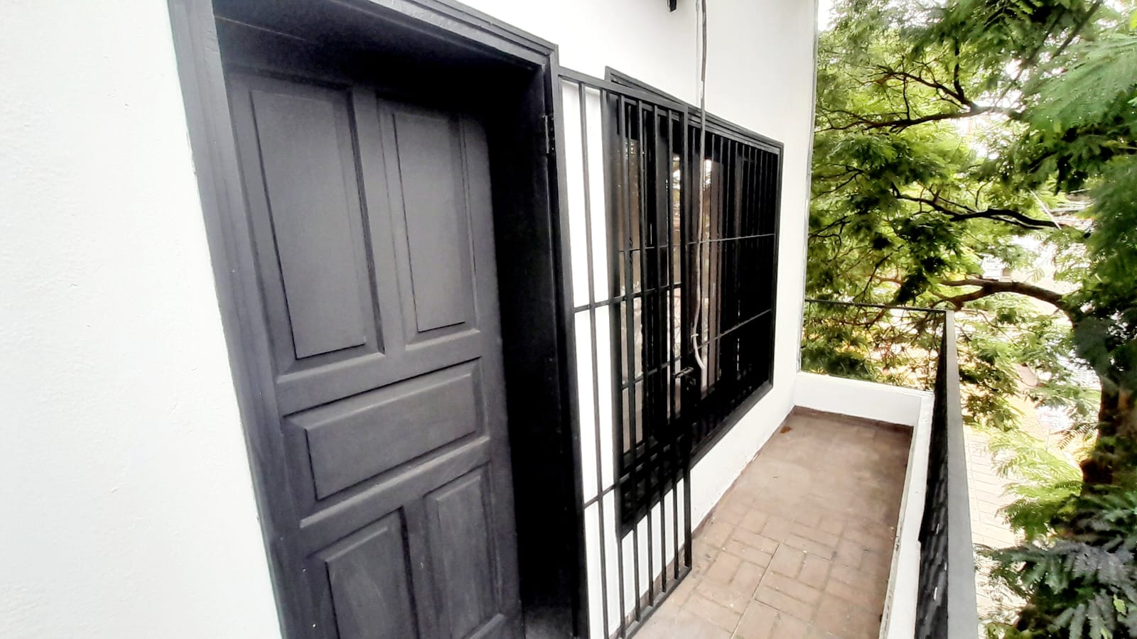 Alquilo Departamento Monoambiente con Balcón zona Super 6 Gran Vía