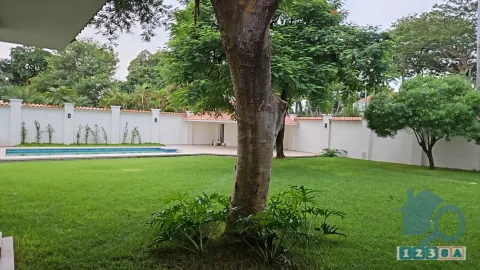 Casa a Estrenar en Mcal. Estigarribia | 800 m² Construidos (foto 3)