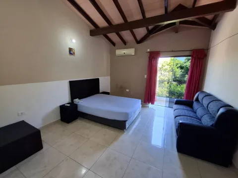 🏡 Dúplex en alquiler – Barrio Tembetary Asuncion COD 6653 (foto 4)